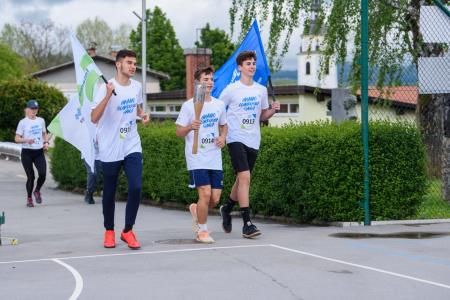 FOTO  Slovenske olimpijske sanje ponesli širom naše občine 58